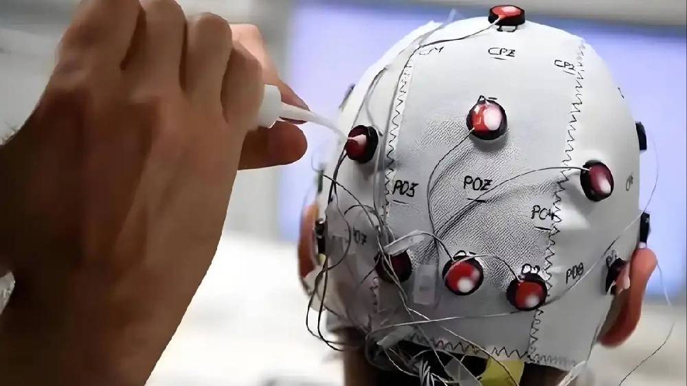 布局脑机接口，加速未来产业落地生花